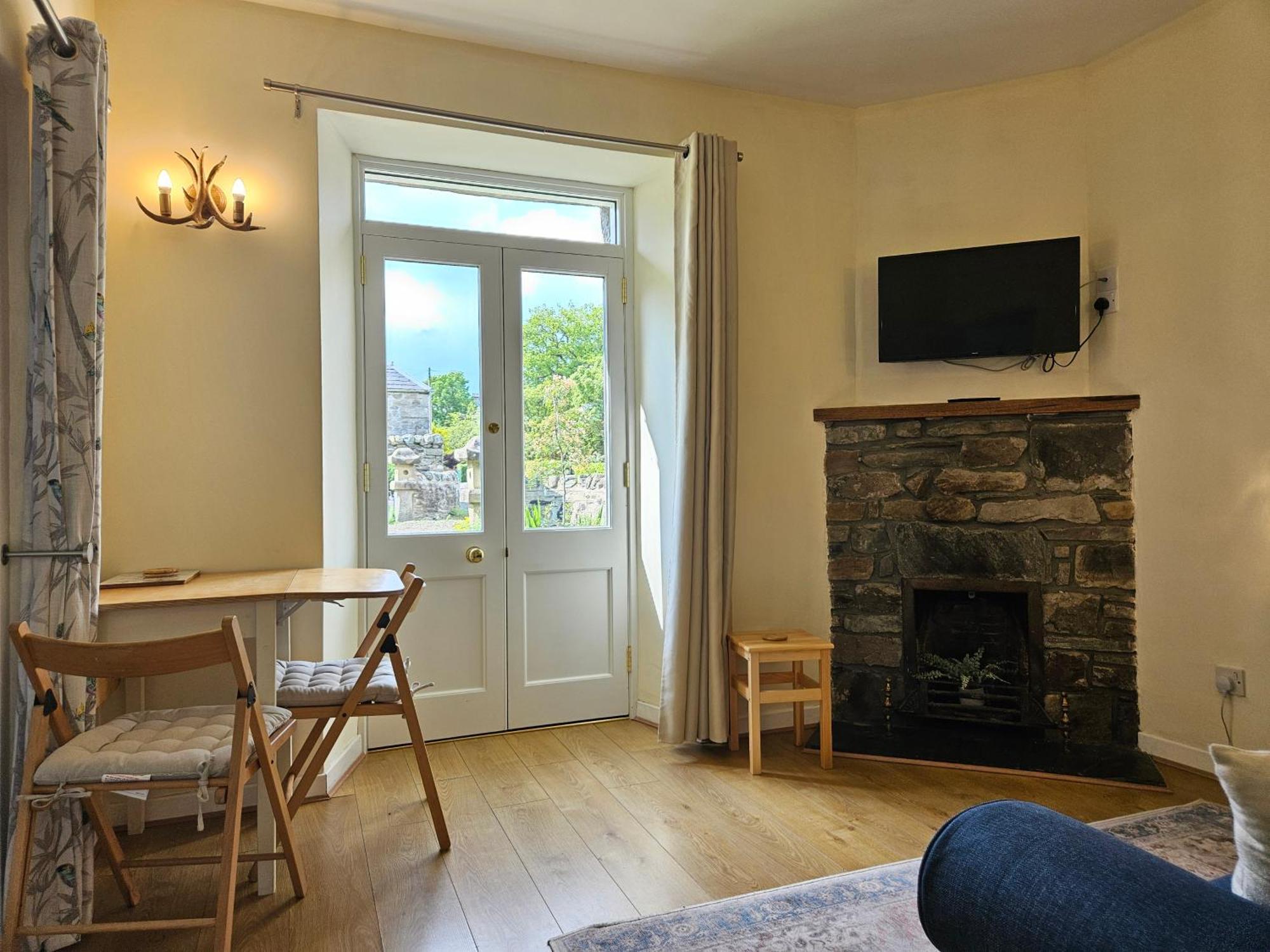 Cosy Peaceful One-Bedroom Cottage In Pitlochry Exterior photo